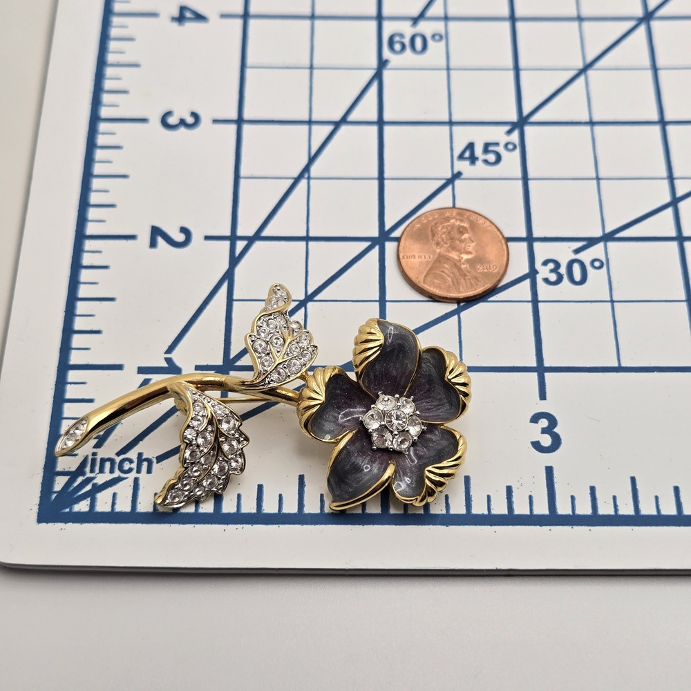 Vintage Nolan Miller Brooch Enamel Flower Rhinestone Goldtone Pin Classic Retro - Picture 9 of 12
